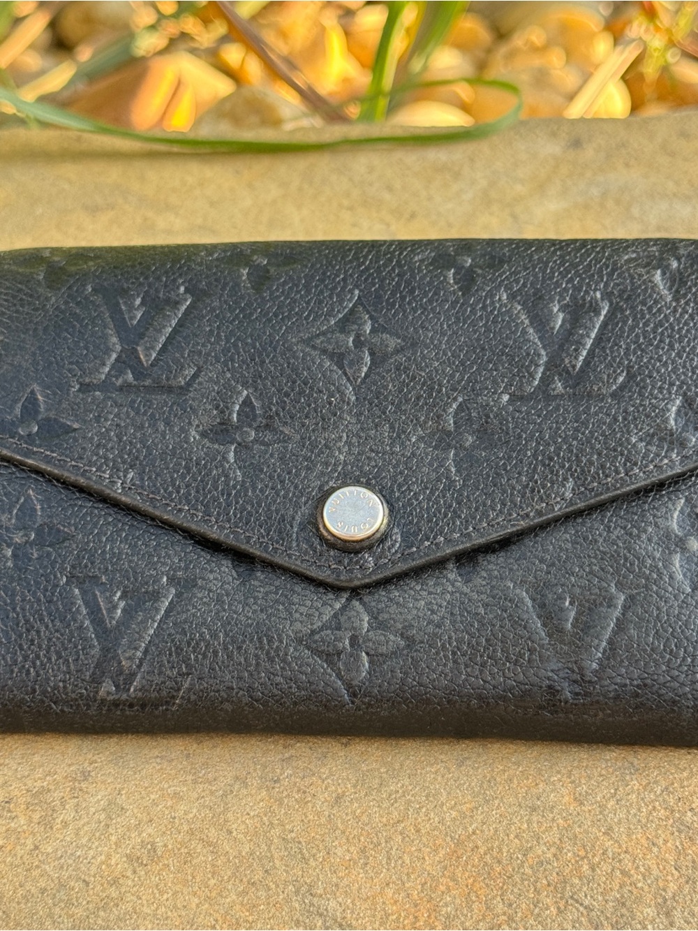 Louis Vuitton Empreinte Compact Curieuse Wallet Black (Noir)